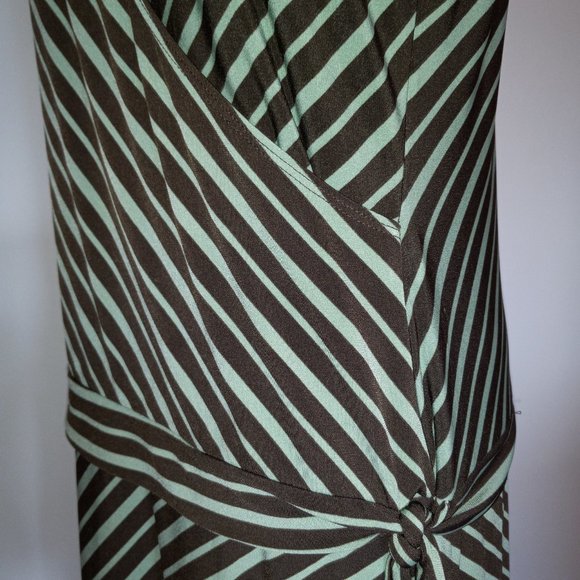 Drop waist, jersey, wrap dress, US women's size 8 - Picture 7 of 12